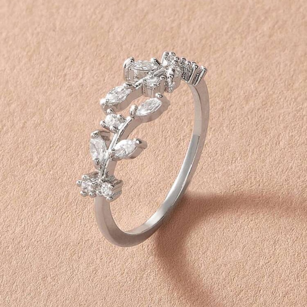 Silver and Rhinestone Leaf Ring - Picture 2 of 2